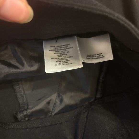 Ann Klein Black Flat Front Pants Slacks 10 Zipper Pockets Pull On - Picture 9 of 9